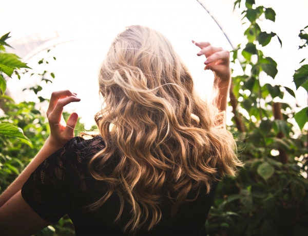 Így lehet újra ragyogó a hajad! ﻿5 szuper hajpakolás gyümölcsökkel