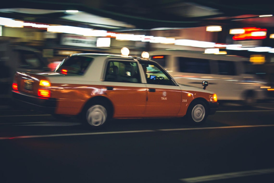 Taxi vagy sofőrszolgálat? Melyik a jobb és miért?