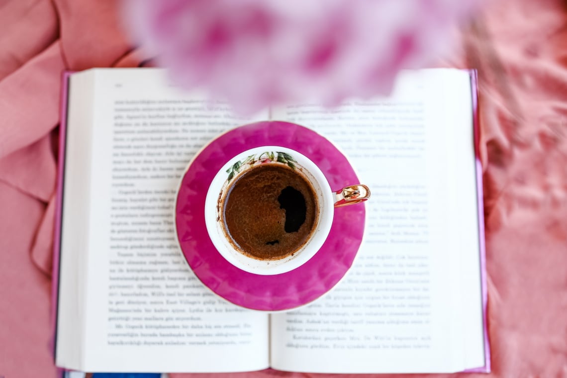 Így befolyásolják a koffeines italok a mindennapjaidat