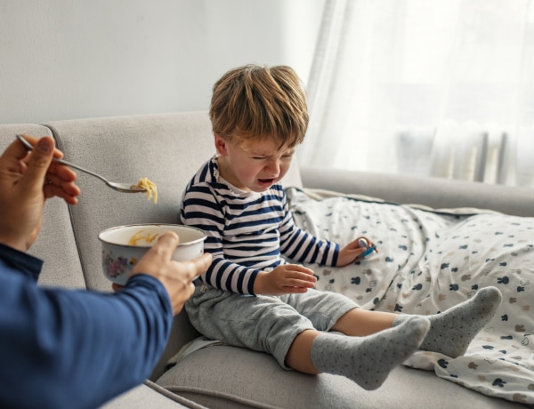 A túlhallás is lehet az oka, hogy kezelhetetlen a gyerek