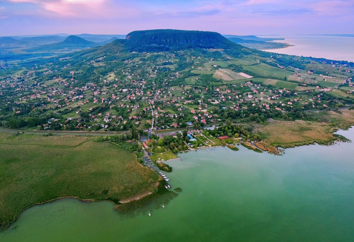 6 rejtett zug a Balaton partján, amit kevesen látogatnak, pedig lenyűgöző