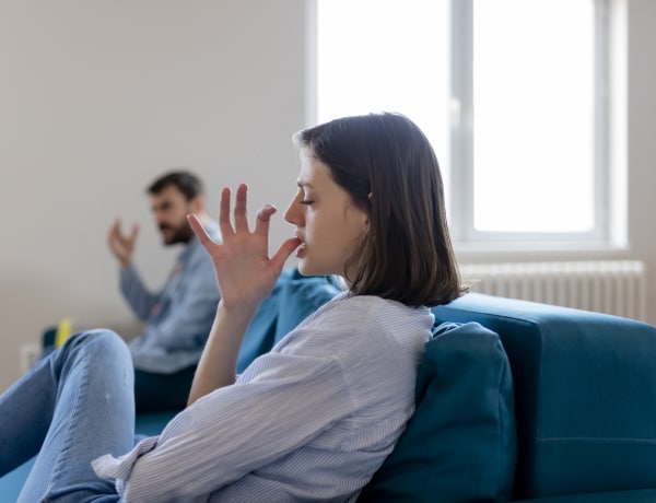 „Jobb volt a tested a gyerekek előtt” Igaz történetek tiszteletlen férjekről