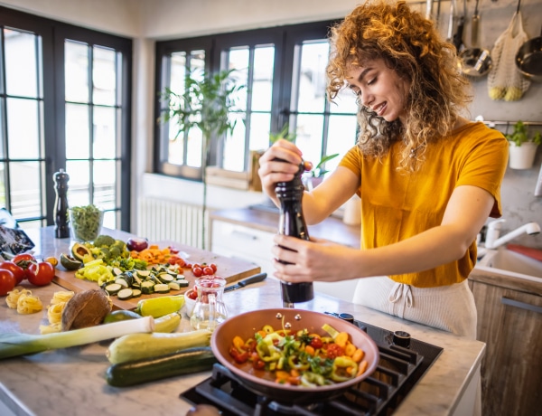 A leghasznosabb spórolási tippek a konyhában vegán, paleo és fitt étrendekhez