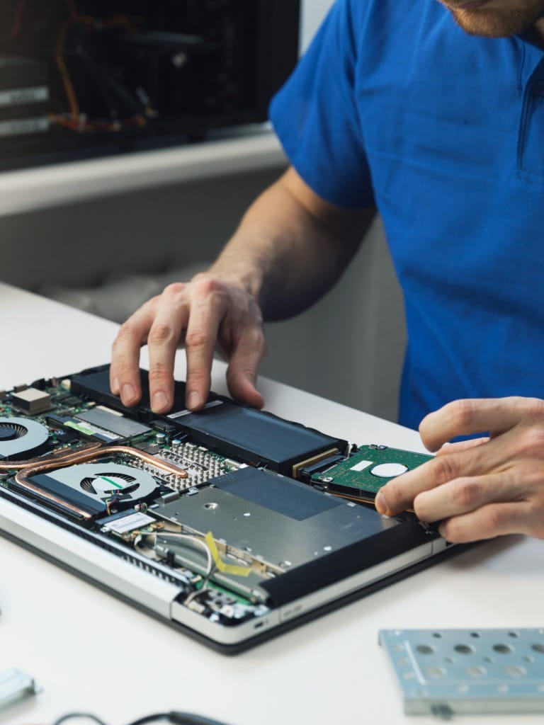 Számítógép szerviz munkatárs – rizs