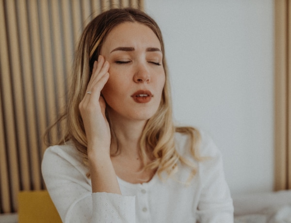 Ezt rakd a homlokodra és elmúlik a fejfájásod