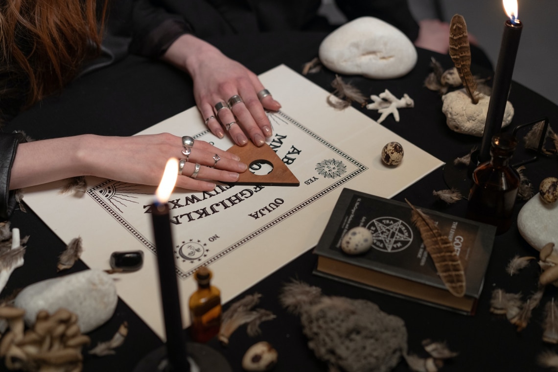 10 Ouija tábla történet, amitől meghűl ereidben vér