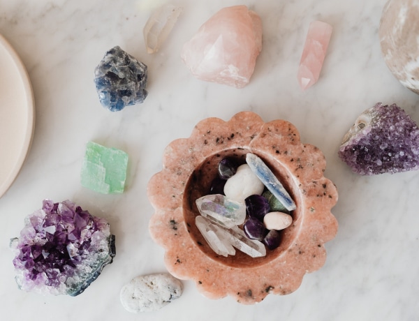 5 kristály és kő, ami a nőiségedet támogatja – Az önbizalomban és a kiteljesedésben segít