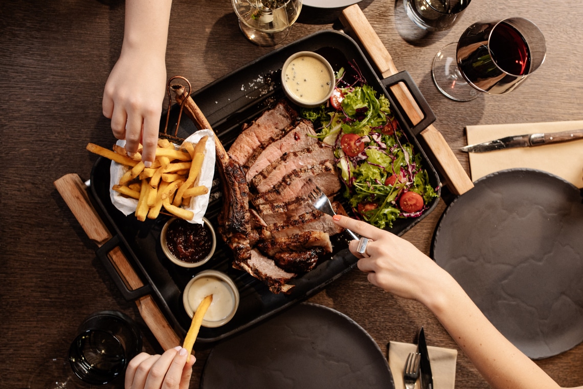 Ahol a hazai konyhaművészet és a magyar kultúra remekei találkoznak – ismerd meg az Urban Betyárt