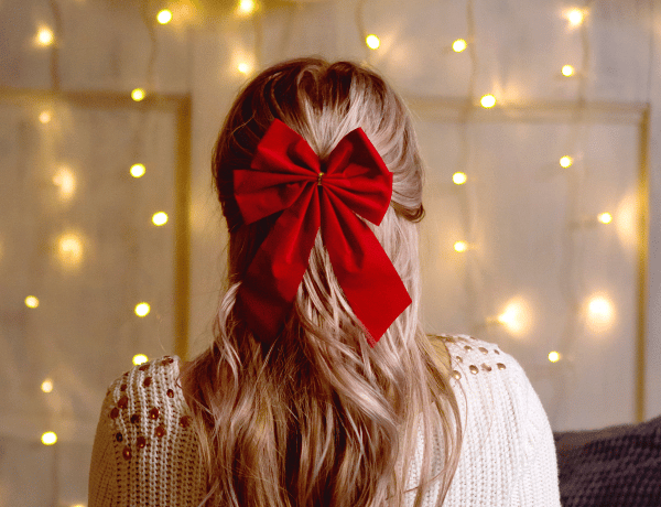 A kedvenc karácsonyi frizuráink, amiket maximum 10 perc alatt elkészíthetsz