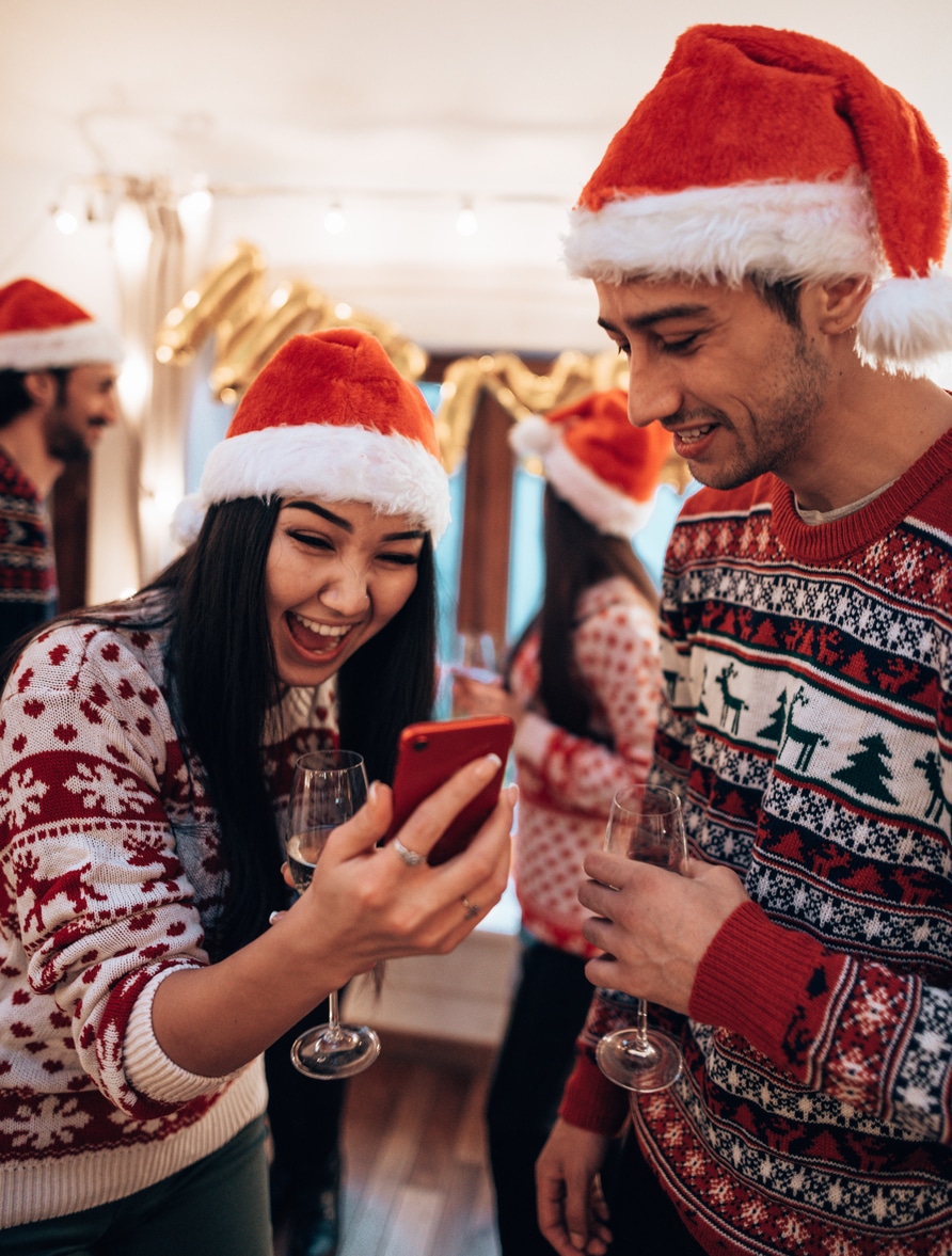 Csúnya karácsonyi pulcsik versenye