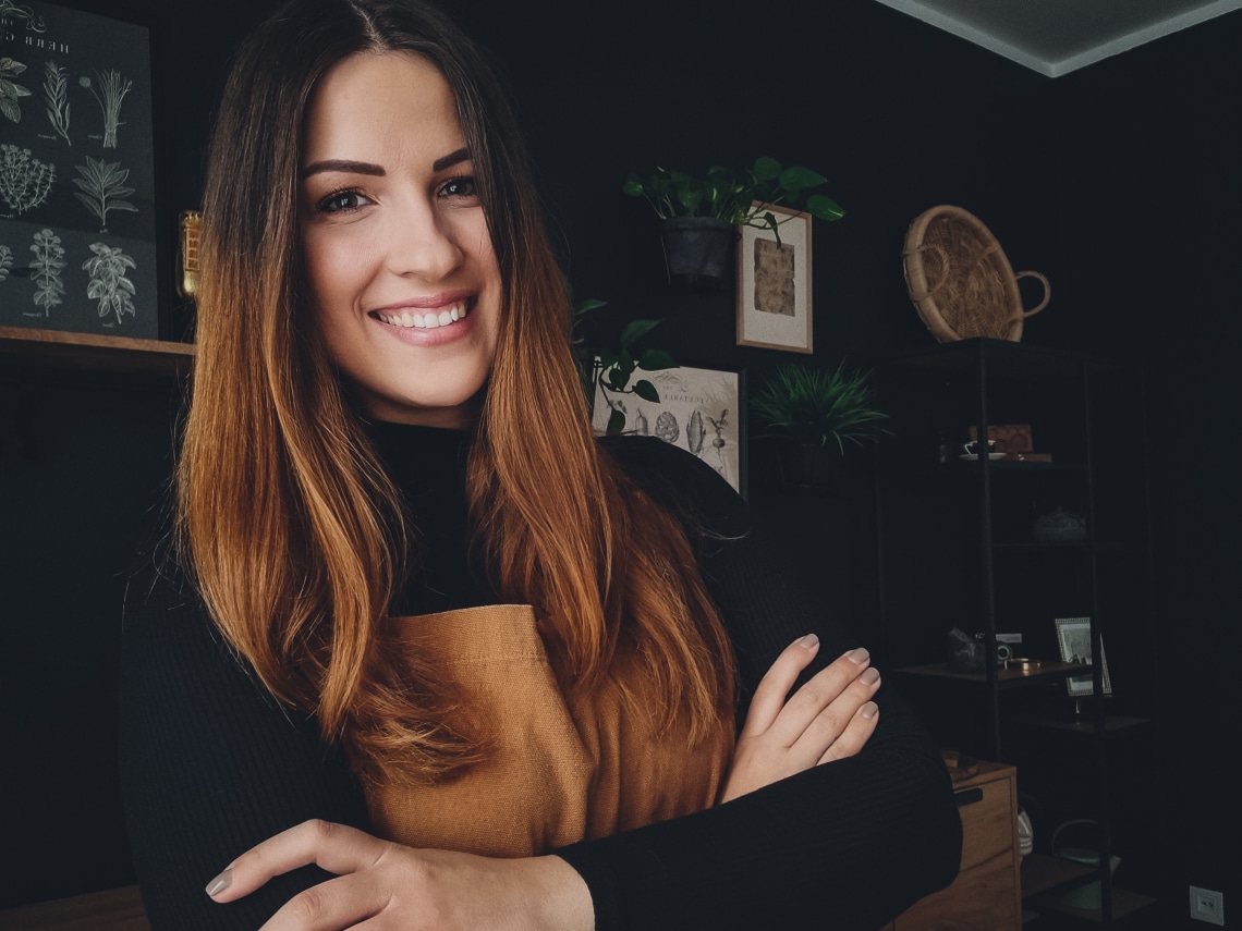 „Az én feladatom nem az, hogy főzni tanítsam az embereket, hanem kikapcsolódni” – interjú a Dizájnkonyha alapítójával