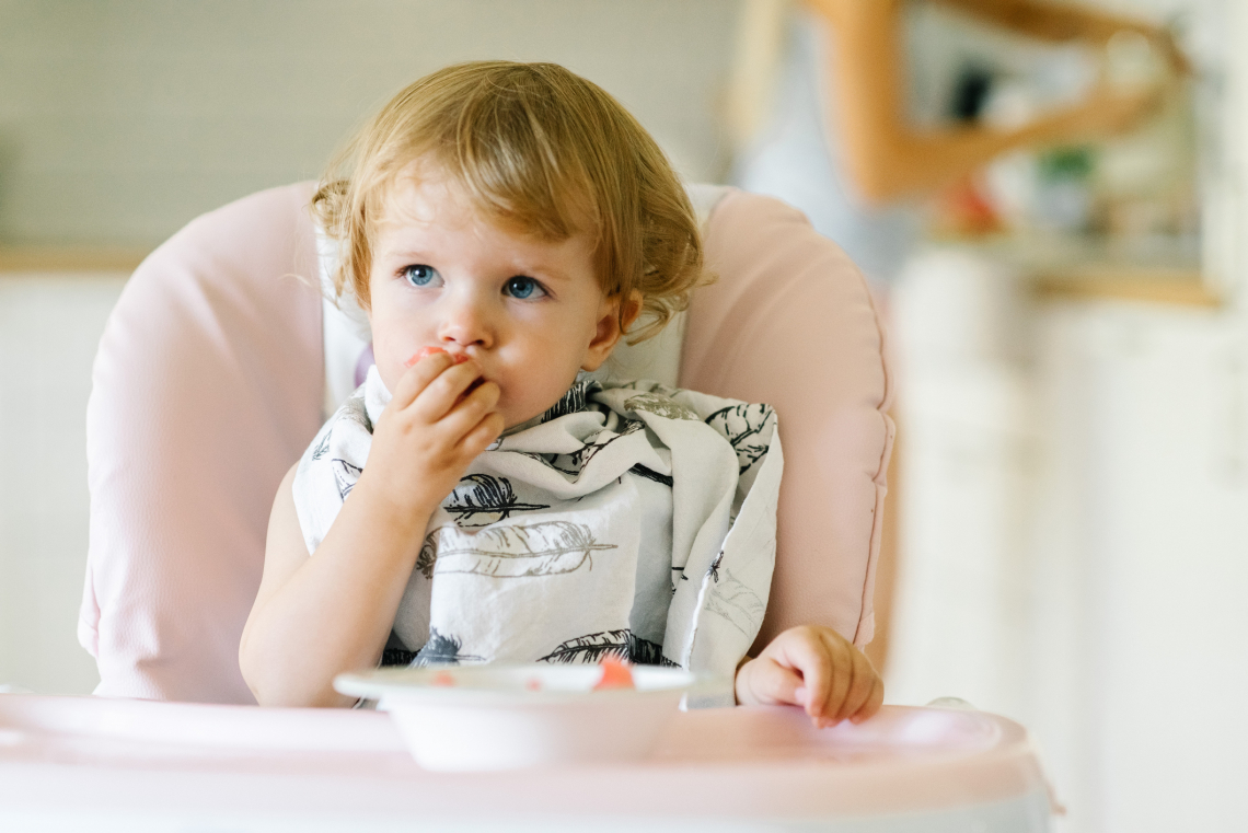 Kutatók rájöttek: a kisbabák egészséges táplálása lehet a kulcs a hosszú élethez