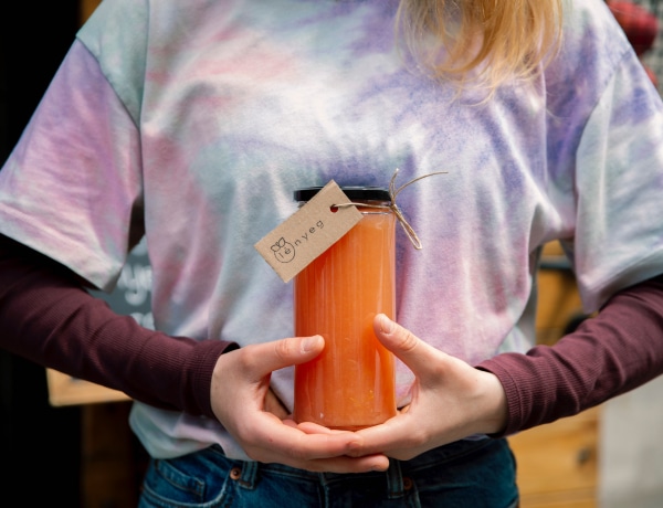 A nyers, hidegen préselt leveknek minden cseppje kincs – interjú a Lényeg Juice Bar tulajdonosaival