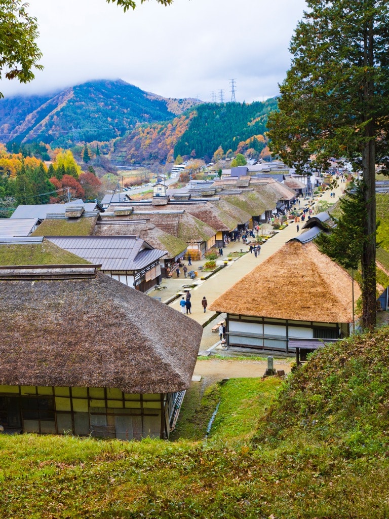A föld alól a földrengések úgy hangzanak, mint a mennydörgés és a popcorn pattogtatás