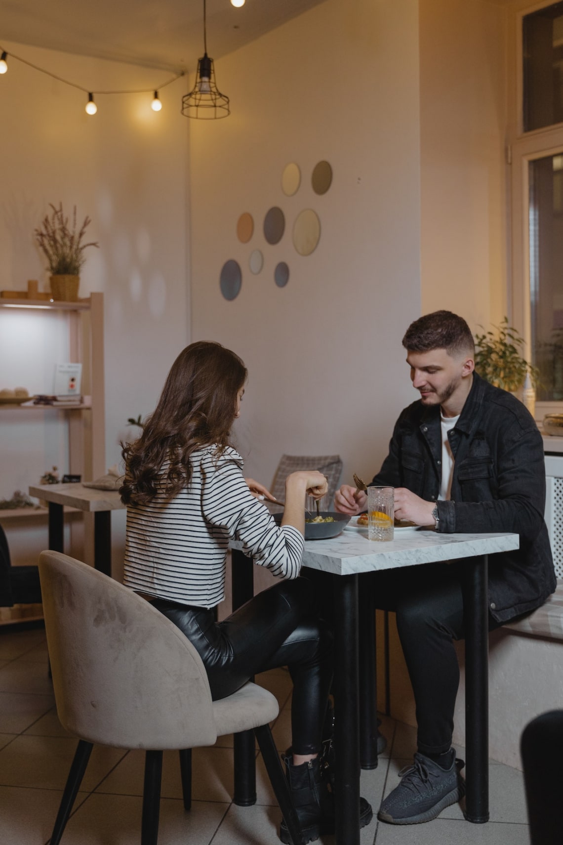 Hogyan azonosítsd a jeleket egy pár esetében?