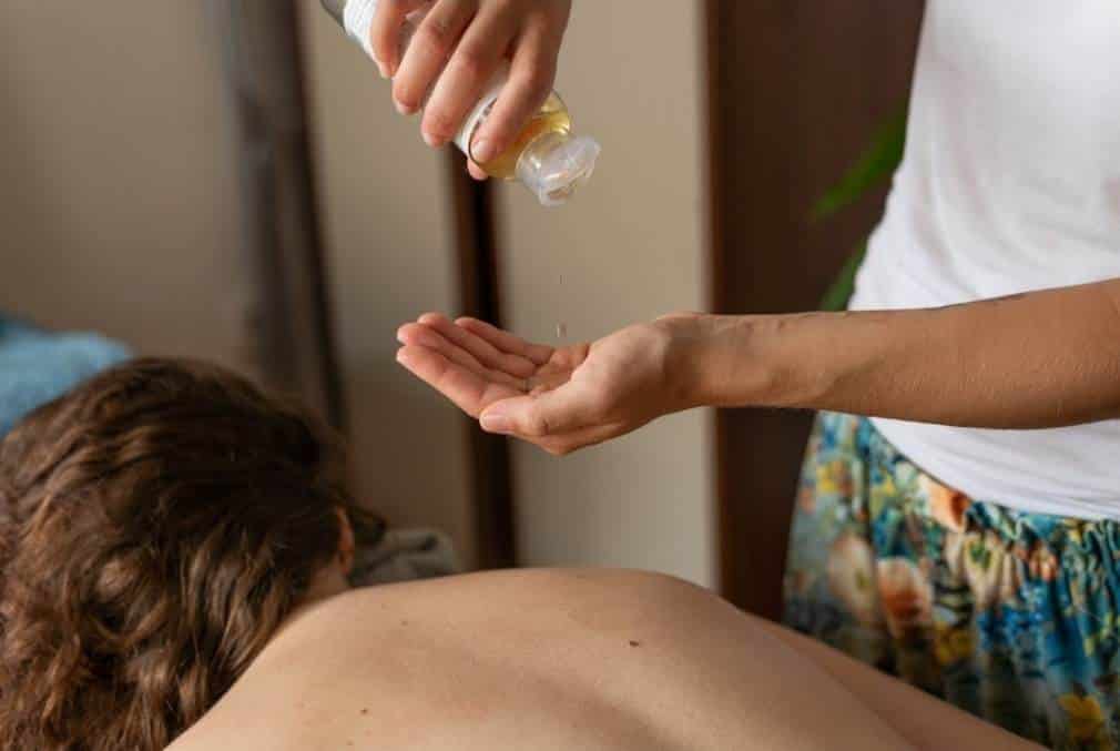 60 perc masszázs felér 4 óra alvással! Horváth Brigitta gyógymasszőrrel beszélgettünk