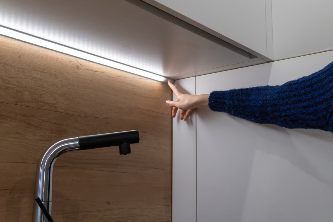 Miért előnyösek a LED szalag vezérlők?