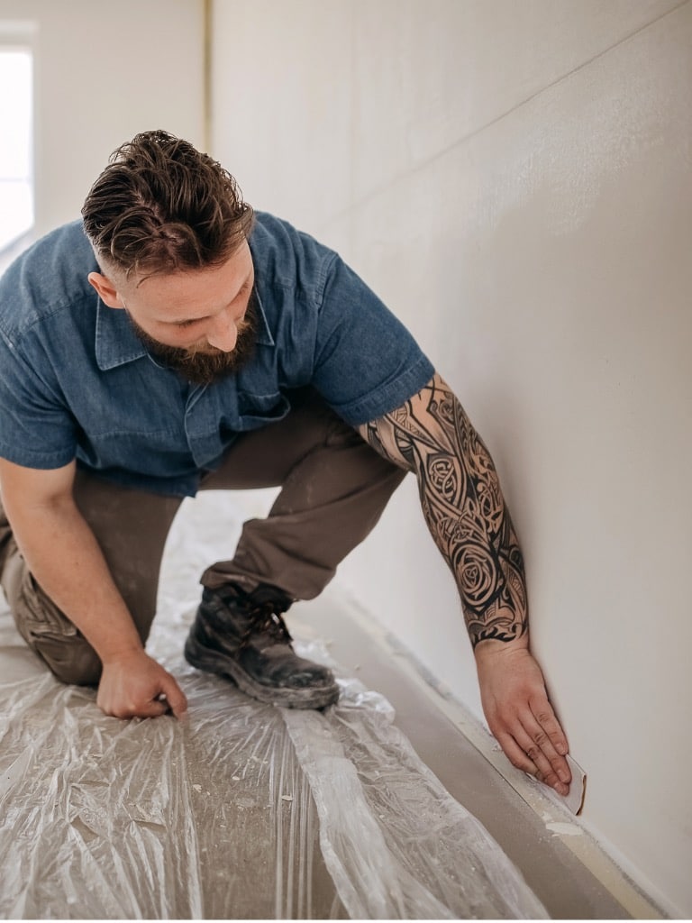 Orvostanoncból kétkezi munkás