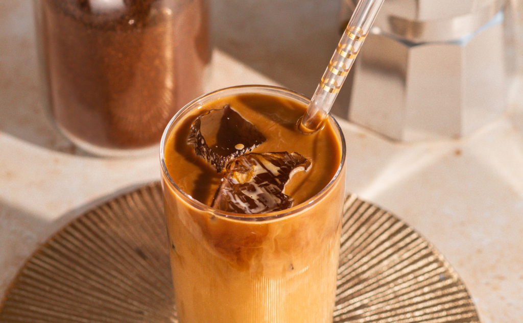 Kávéból jégkocka: csak dobd a tejbe és kész az ice coffee!