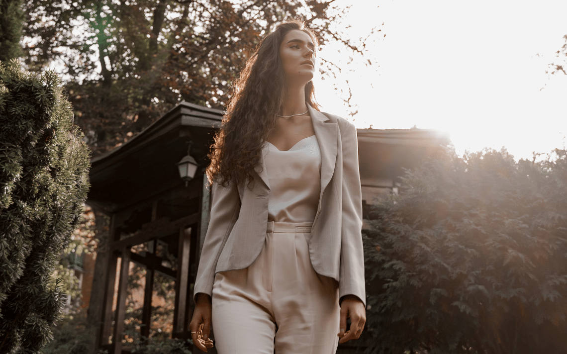 Dos and don’ts, vagyis ezeket a tavaszi outfiteket viseld és ne viseld a munkahelyeden