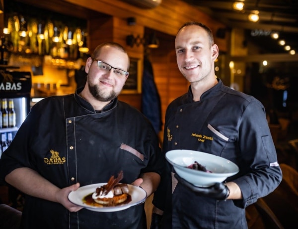 Isteni ételek, igazi vendégszeretet – interjú a Dabas Deli · Bistro csapatával