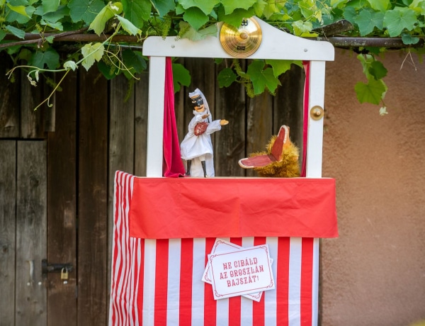 Ilyen egy varázslatos utcaszínház fesztivál a Balaton ölelésében – ismerd meg a Bondorót