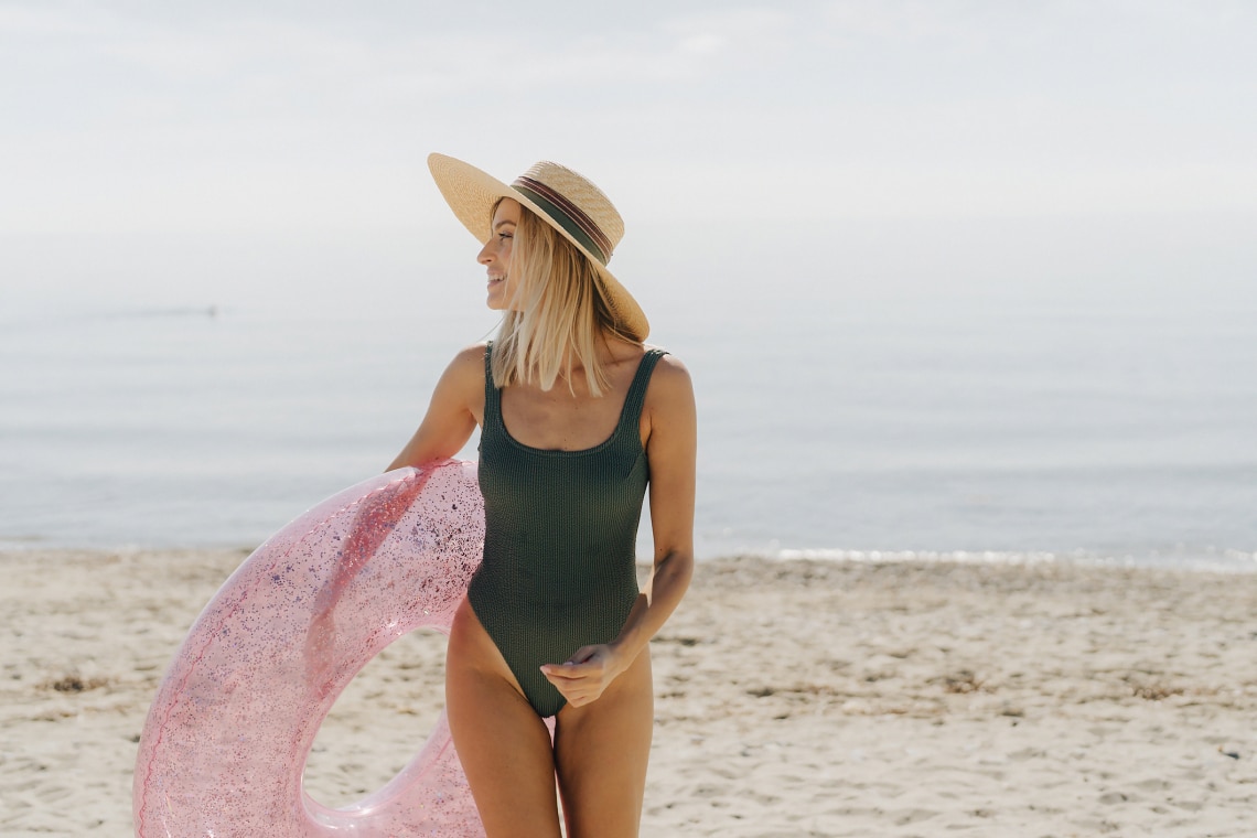 Nem mindegy, mit viselsz a vízben – ez a fürdőruhaszín életmentő lehet