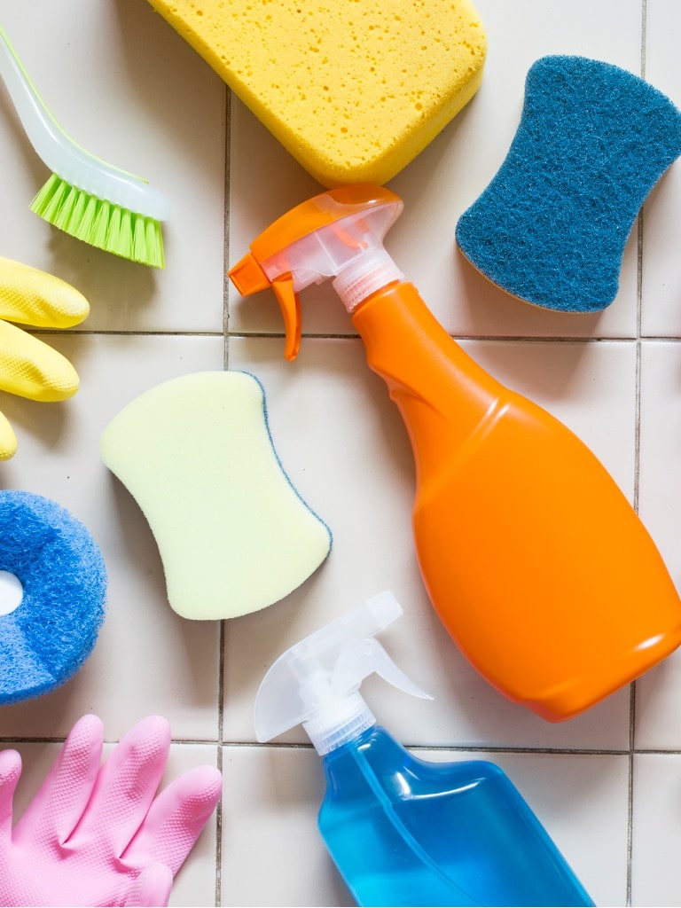 Egyes tisztítószerek