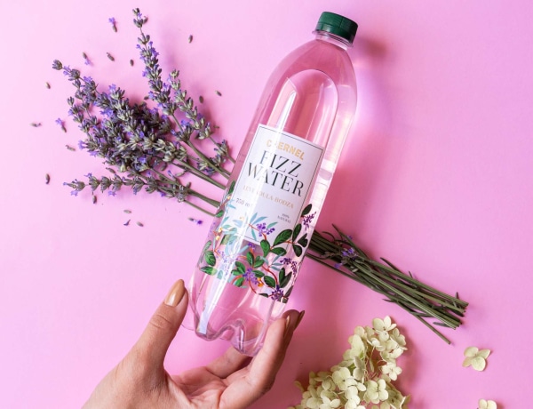 Különleges hideg gyümölcsös vizekkel varázsol el a magyar márka – interjú a Fizz Water ügyvezetőjével