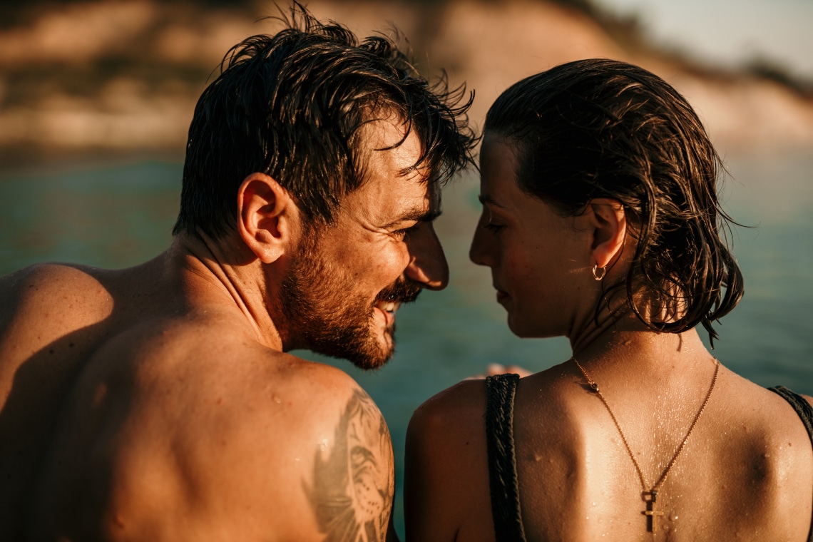 Szívesen választunk olyan partnert magunk mellé, akivel együtt téphetjük fel gyerekkori sebeinket