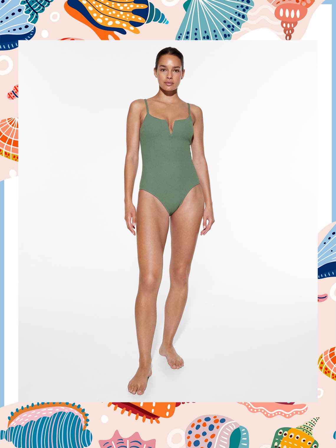 Apró, de feltűnő V-kivágás