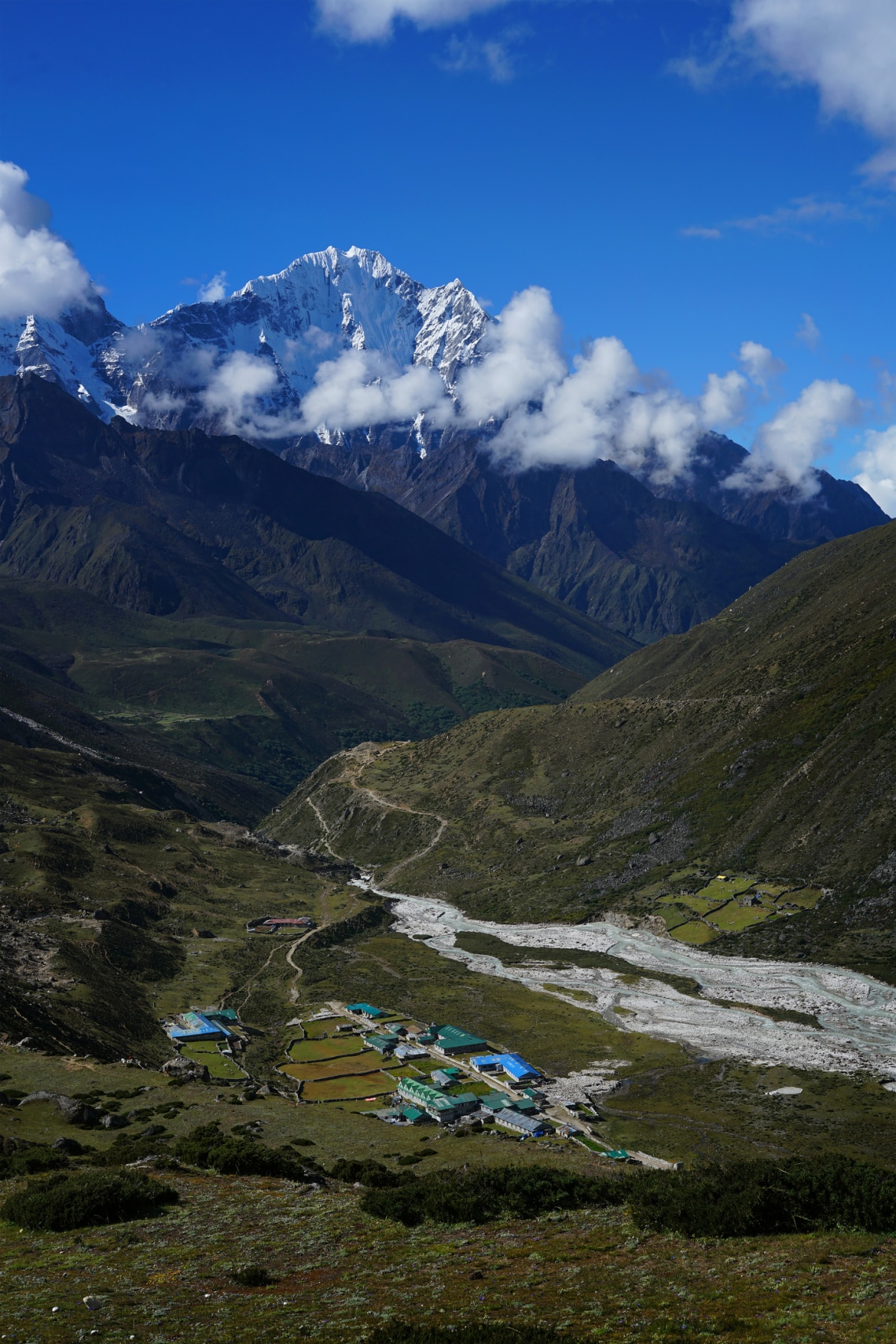 Lobuche