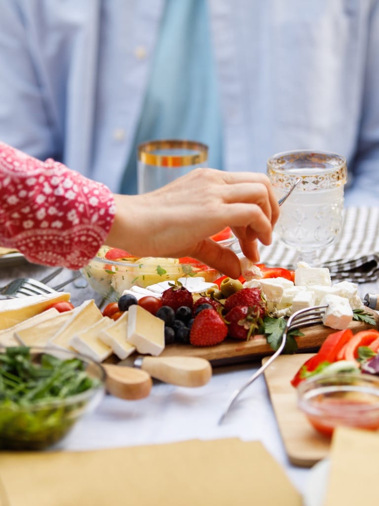 A vendégségben vagy partikon kínált ételek