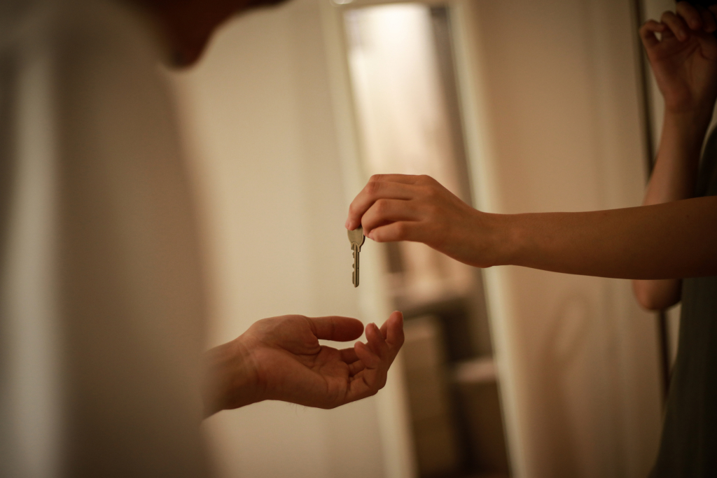 „A nő, akivel a férjemnek viszonya volt, felhívott és kitálalt” – Igaz válási történetek