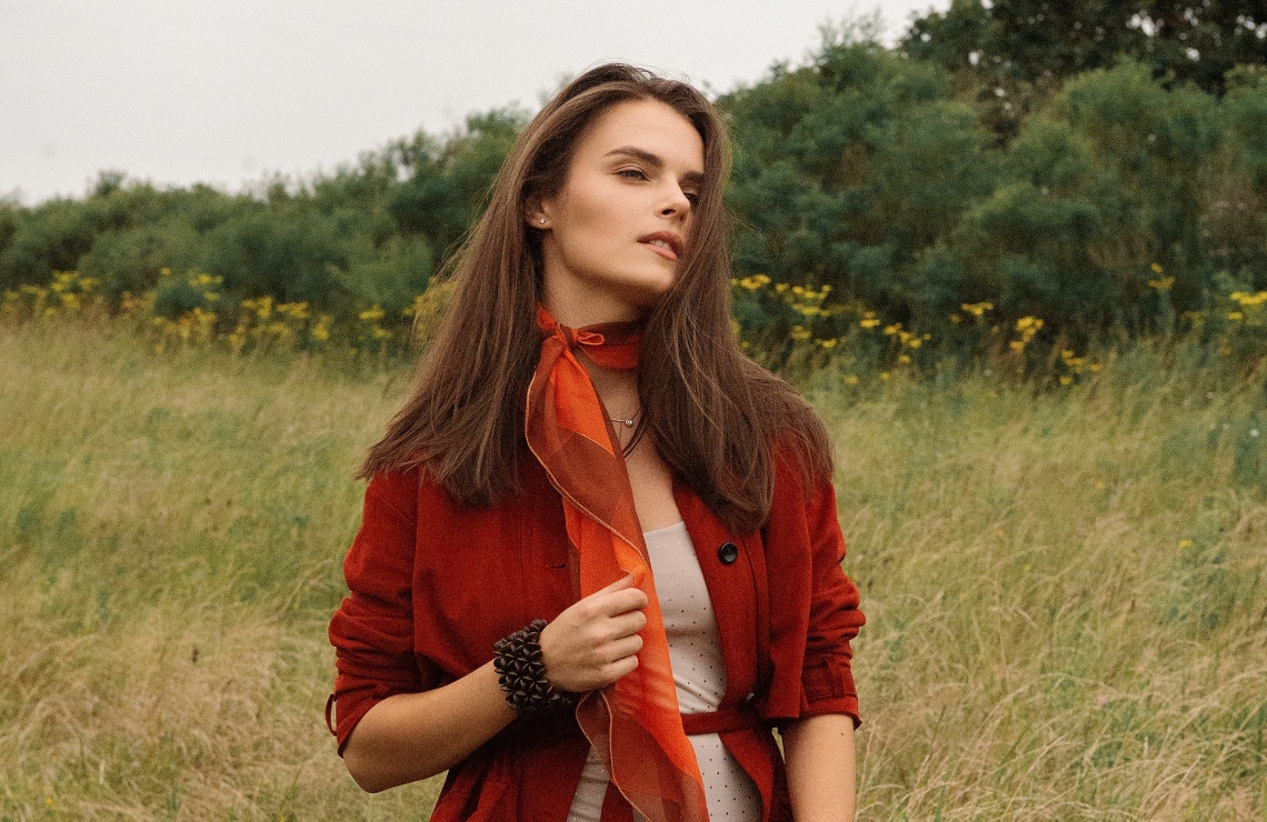 Elegáns sálak és kendők, ahogy ősszel viselheted őket