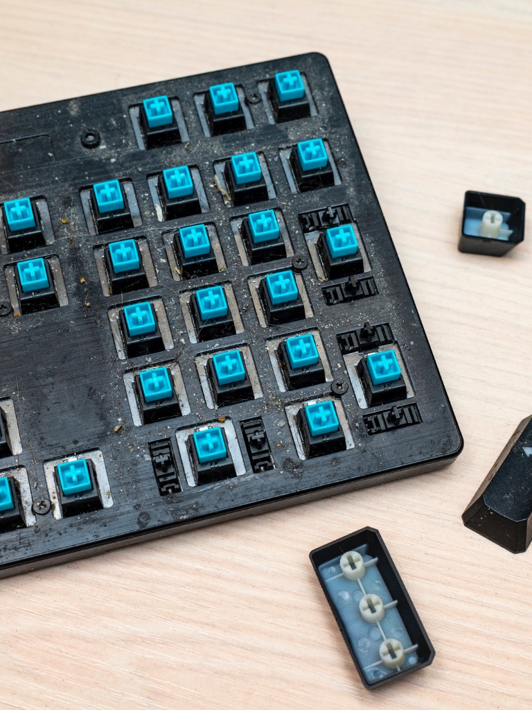 3. Lépés: Billentyűk eltávolítása