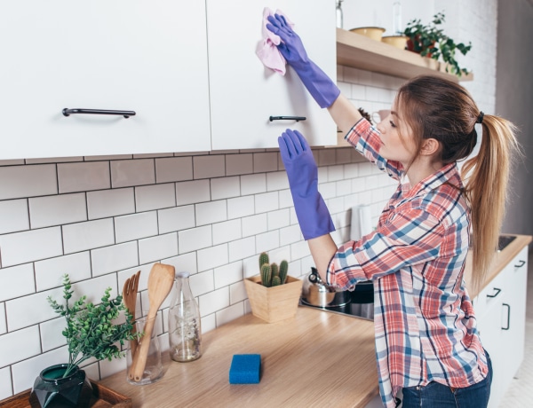 Ha így tisztítod meg a konyhabútorodat, újszerűnek tűnhet