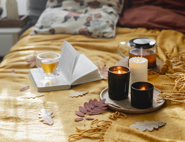 Szívmelengető hangulat: 10 őszi dekoráció, amit a meleg fények uralnak