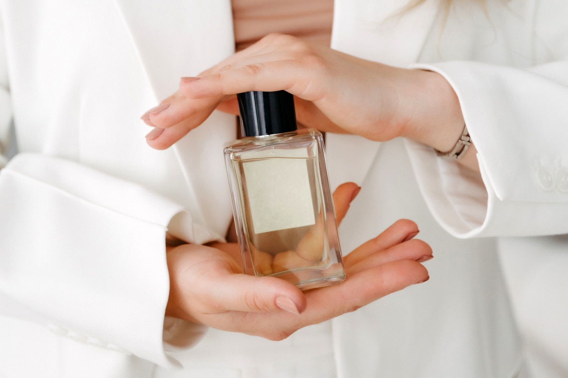 Így használd a parfümödet, hogy a lehető legjobb illatot adja