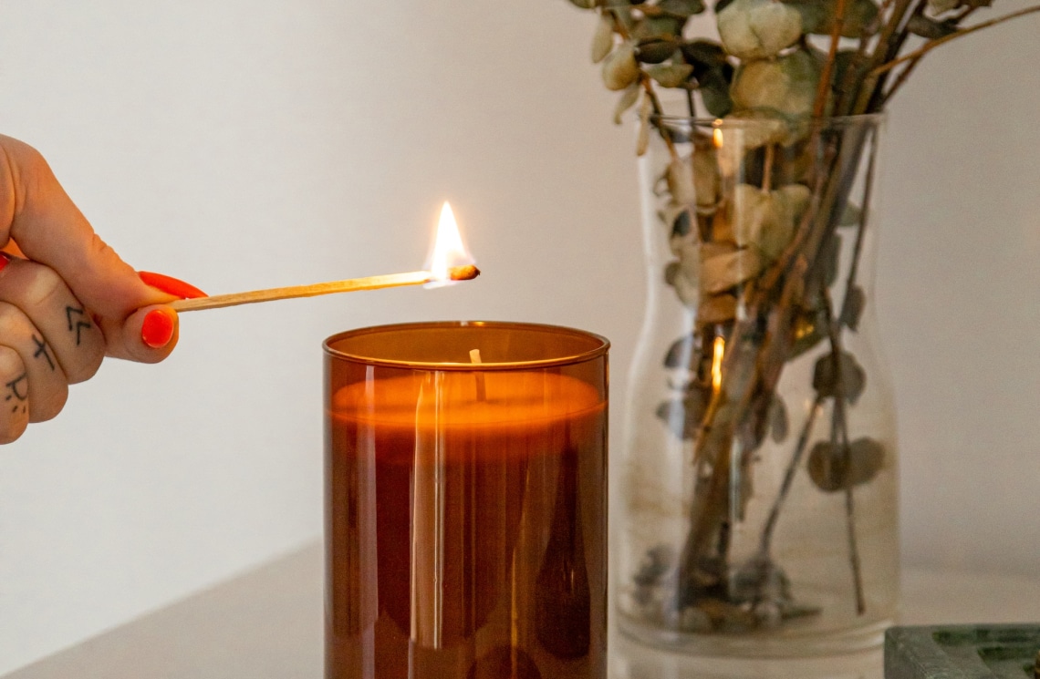 Ezt az illatgyertyát válaszd idén őszre – zodiákusod szerint