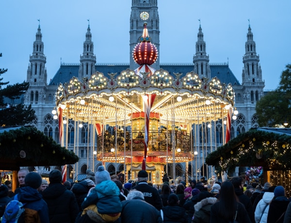 Startra készek a karácsonyi vásárok Bécsben