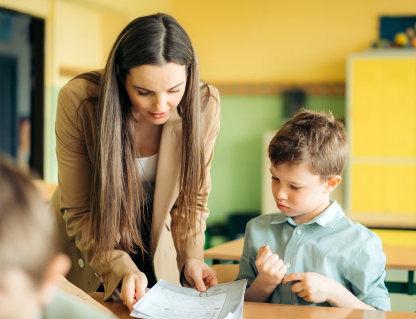 „A kólára írta a puskáját” – Tanárok mesélnek nagy átverésekről