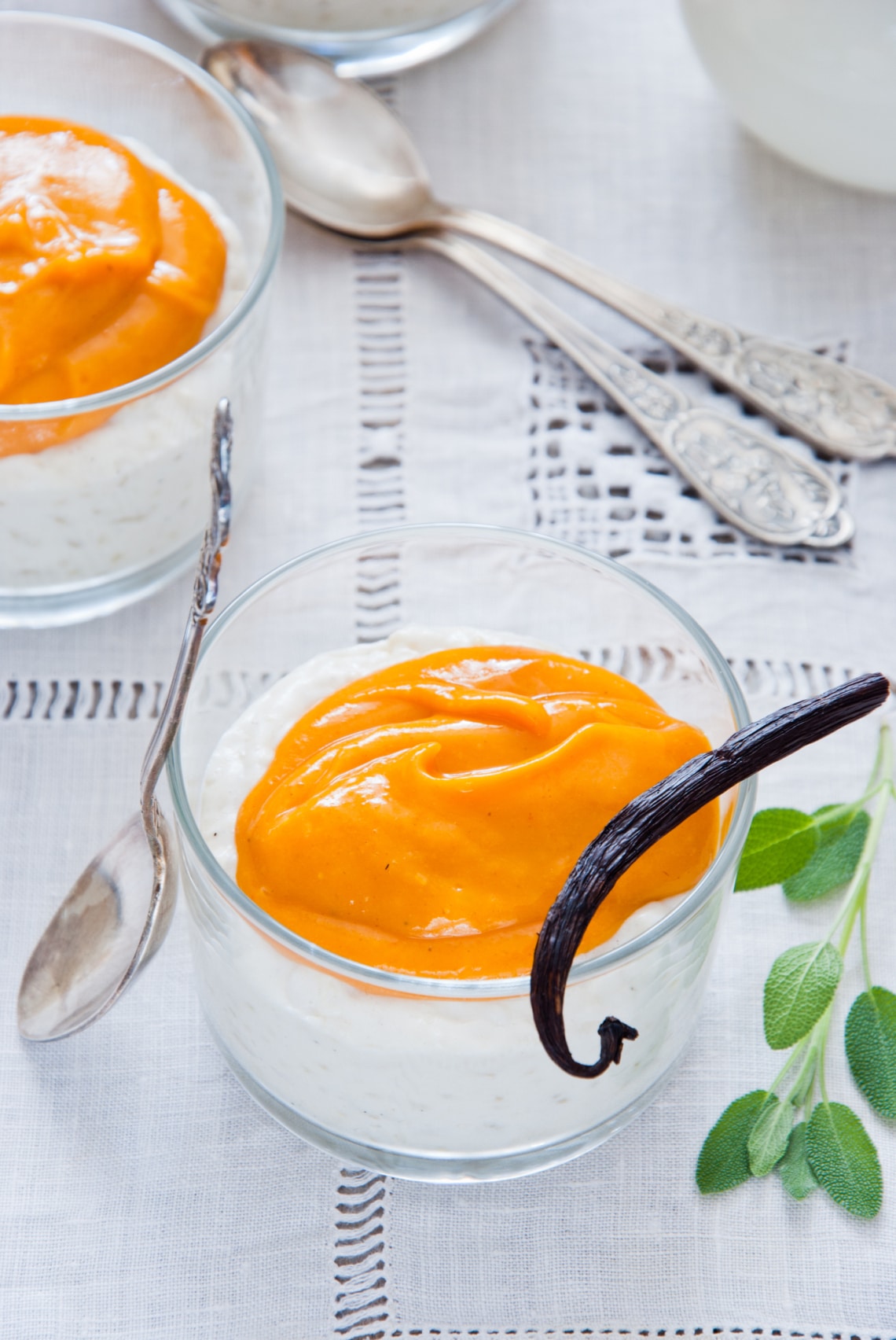 Egészséges vaníliás tejberizs mangóval