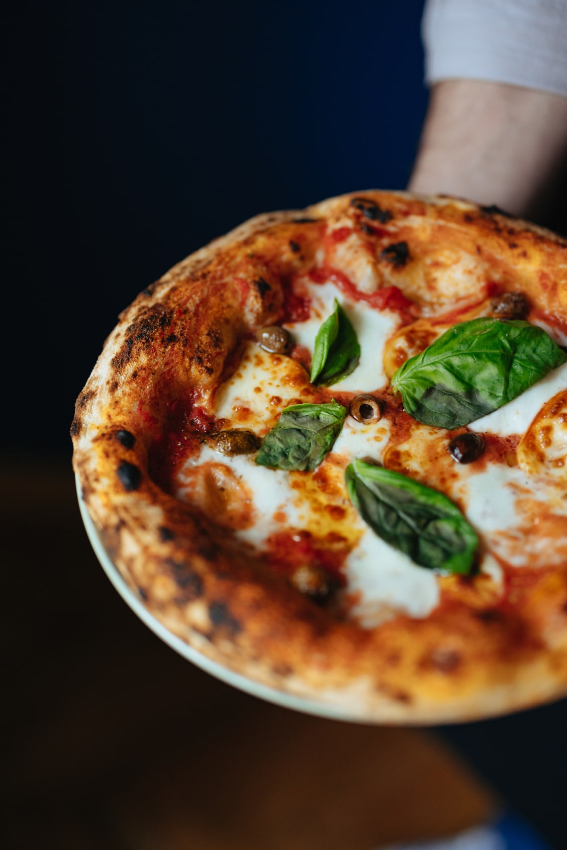 Hogyan viszonyul a szokásokhoz Katalin hercegné és Vilmos herceg?