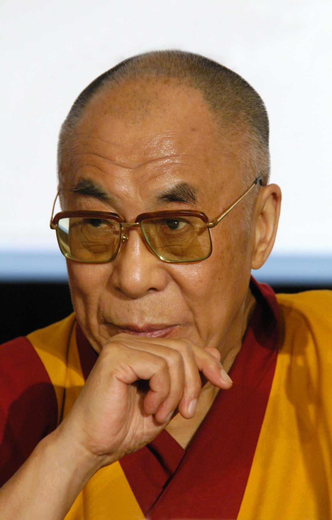 A Dalai Láma és a nők tisztelete