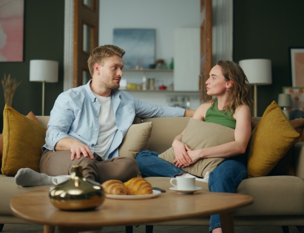 Mikromegcsalás: amikor kezd úgy viselkedni, mintha nem lenne partnere