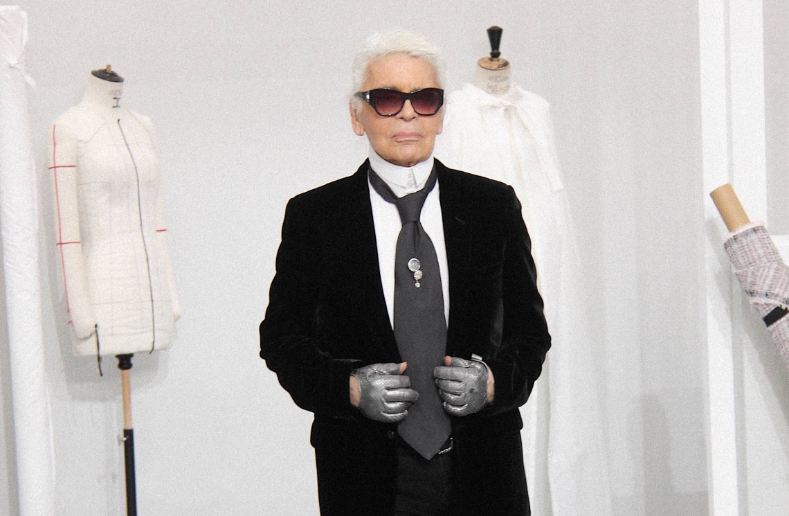 Macska saját vagyonnal, diétás kóla reggeltől estig – elképesztő tények a legendás Karl Lagerfeldről