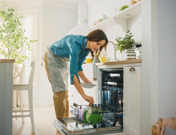 8 dolog, amit sose tisztíts mosogatógépben
