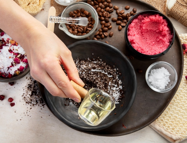 Ne költs arcradírra: 5 házi recept, amit otthoni hozzávalókból keverhetsz ki