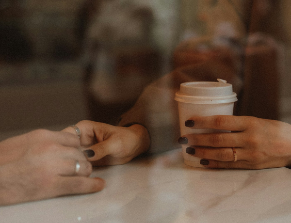 Észreveszed, ha flörtölnek veled? Töltsd ki a tesztet és kiderül!